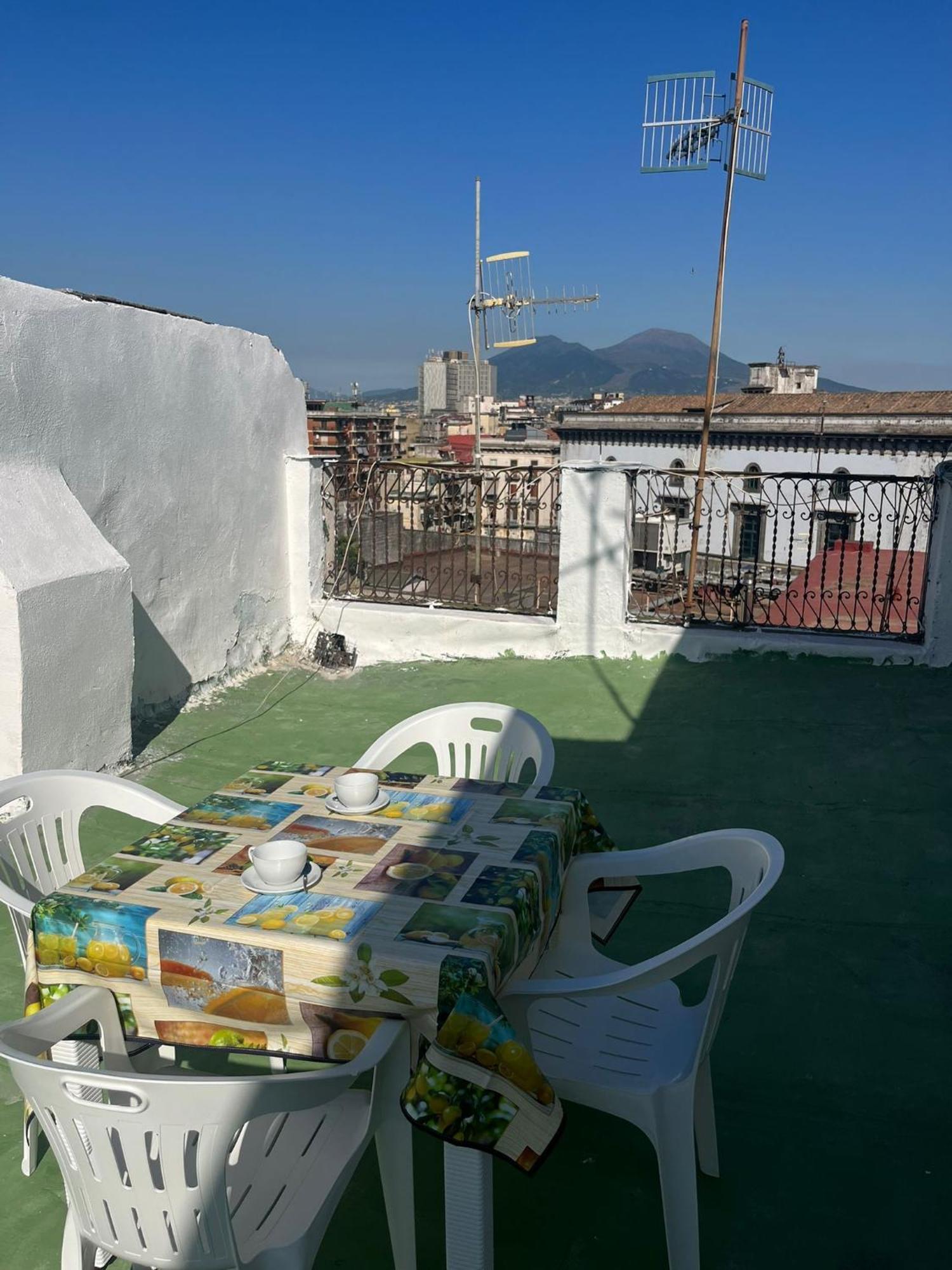 Casa La Terrazza Dei Tribunali Napoli Eksteriør billede